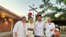 Namun baru-baru ini, Titiek Soeharto tampil tak kalah anggun meski tanpa mengenakan baju kurung [@lalahamid]