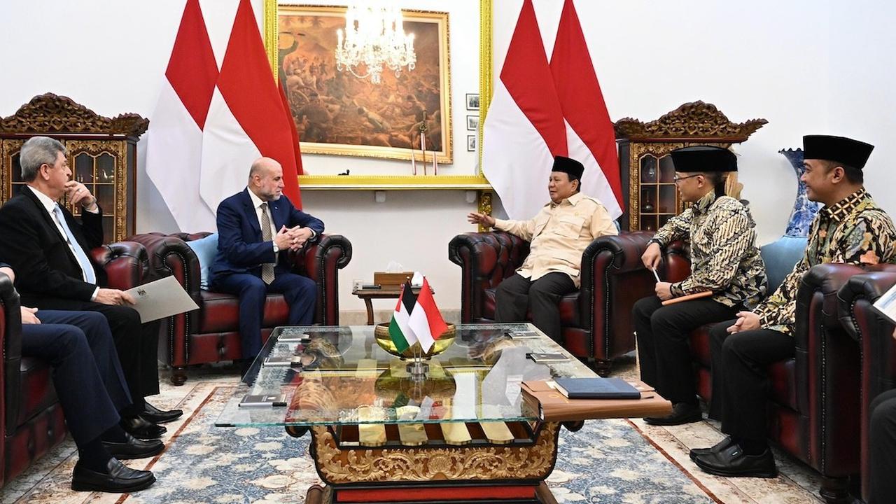 Prabowo Terima Surat Khusus dari Presiden Palestina, Ini Isinya