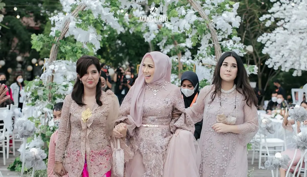 Venna Melinda dan Ferry Irawan (Instagram/maknafoto)