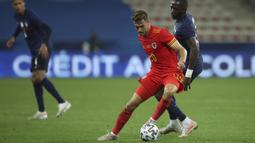 Aaron Ramsey. Pemain berusia 30 tahun ini merupakan jenderal lini tengah Timnas Wales. Ia menjalani debut pada November 2008 dan telah mengumpulkan 62 caps dan mencetak 16 gol hingga kini. Bersama Juventus musim ini mampu meraih gelar Coppa Italia. (Foto: AP/Daniel Cole)