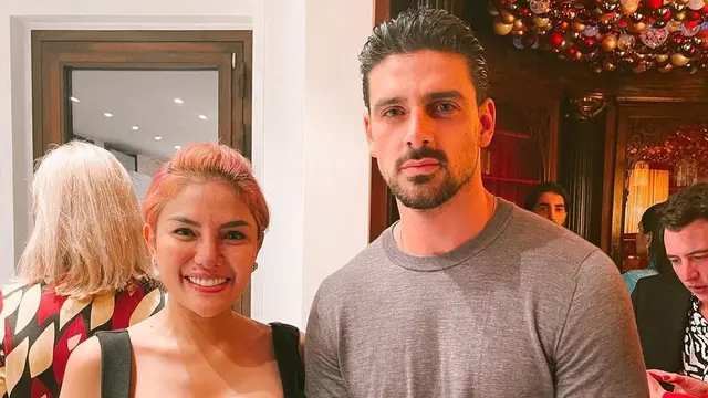 Nikita Mirzani dan Michele Morrone
