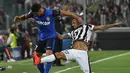 Meski tak tampil di publiknya sendiri, AS Monaco tak sungkan menggempur pertahanan Juventus. (GIUSEPPE CACACE / AFP)