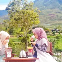 Tahap pertama yang harus dilakukan peserta yang ingin bergabung di Puteri Muslimah Indonesia 2017 adalah mengikuti audisi. Diadakan di beberapa kota besar di Indonesia, audisi ini dilakukan secara tertutup. (Indosiar)