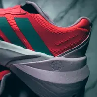 Adidas Adistar direkomendasikan untuk mulai resolusi sehat dengan berlari tempo nyaman
