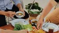 37 Rekomendasi Tempat Makan Enak di Bandung untuk Keluarga 2025, Ini Daftarnya