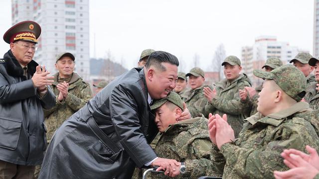 Kim Jong Un Akui Pasukan Korea Utara Dikerahkan untuk Bantu Rusia Menjinakkan Ranjau