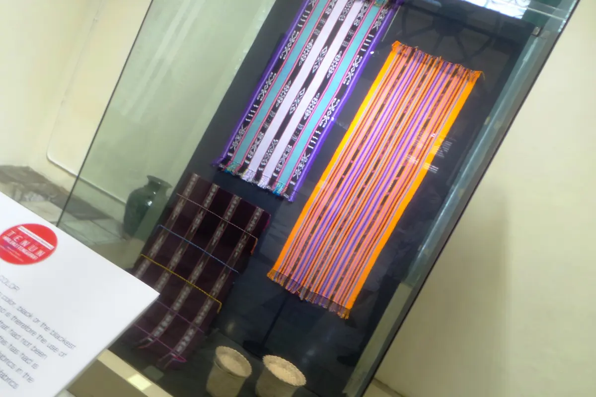 Pameran Tenun Ikat Tanimbar - Samuel Wattimena 1114 2