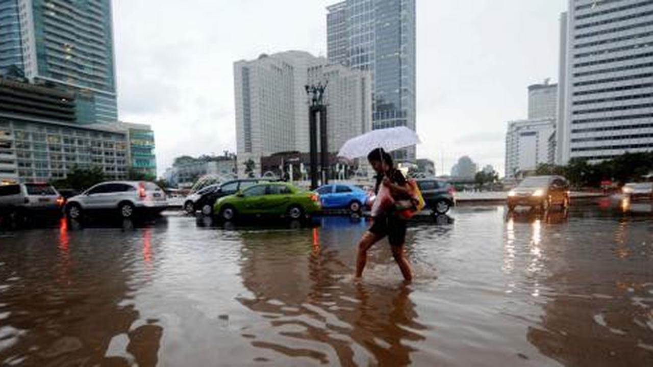 Jokowi sebut banjir di jantung Jakarta seperti neraka
