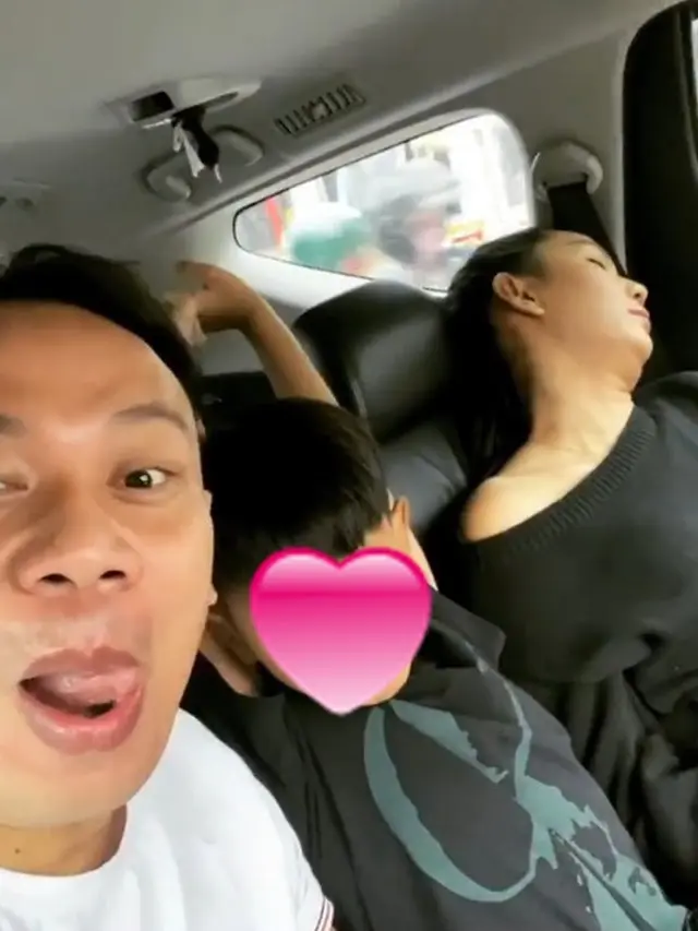 Kalina Ocktaranny dan Anak-Anak Vicky Prasetyo