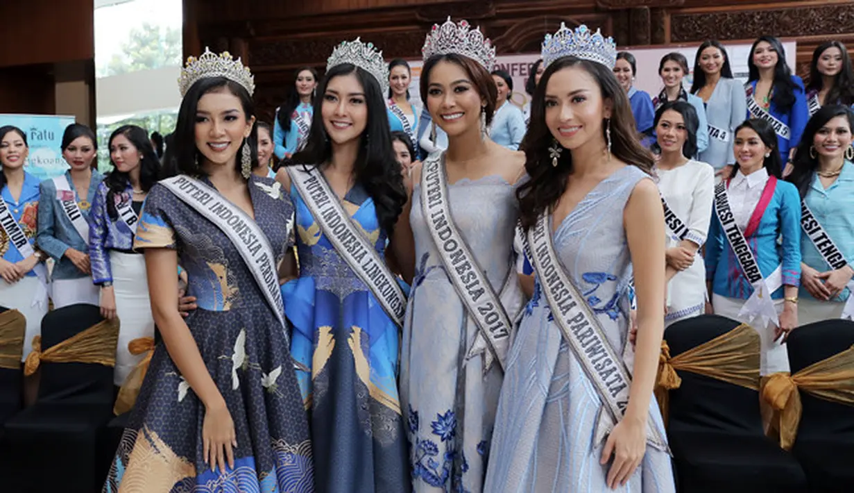 Pada tahun ini, ajang yang digelar Yayasan Puteri Indonesia dan Mustika Ratu itu mengusung tema Inspirasiku Pesona Tanah Pasundan Bumi Parahayangan. (Deki Prayoga/Bintang.com)