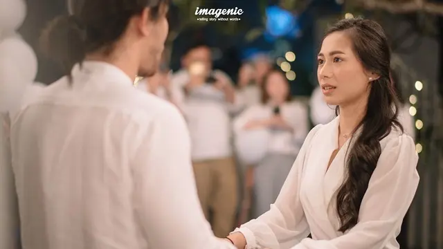 Momen Abel Cantika Dilamar di Hari Ulang Tahun (sumber: abellyc)