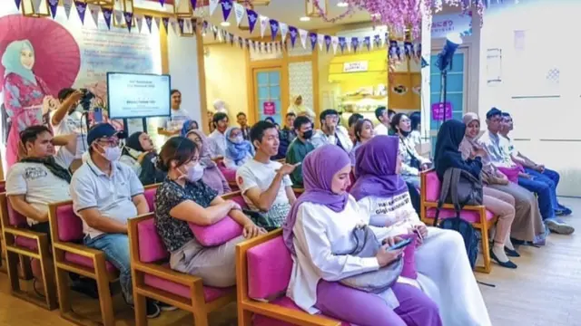 Isi Momen Bulan Kesadaran Tuli Internasional, Klinik Ini Ajak Penyandang Disabilitas Rungu Jaga Kesehatan Mulut dan Gigi. Foto: Instagram odmc_official.