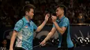 Aksi Greysia Polii/Nitya Krishinda di babak perempat fnal Indonesia Open 2015. (Peksi Cahyo/Bola.com)