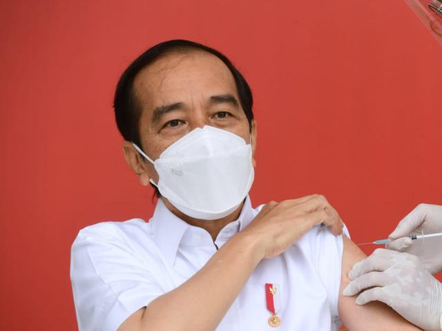 Cek Fakta Jarum Suntik Di Kemasan Vaksin Sinovac Untuk Joko Widodo Berbeda Cek Fakta Liputan6 Com