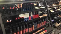 Serunya Berekspresi dengan Warna-warna Terbaru Make Over