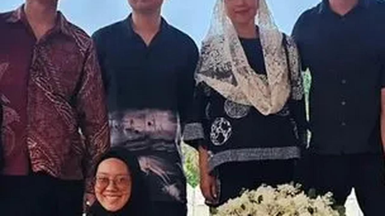 Katon Bagaskara Berduka, Eyang Kakung Anak-anaknya Meninggal Dunia