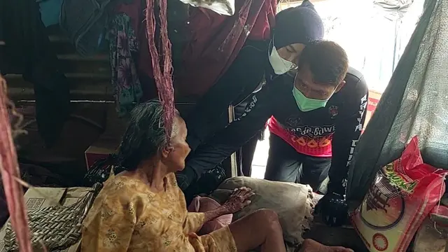 Gubernur Kaltara mengunjungi Nenek Zahra.