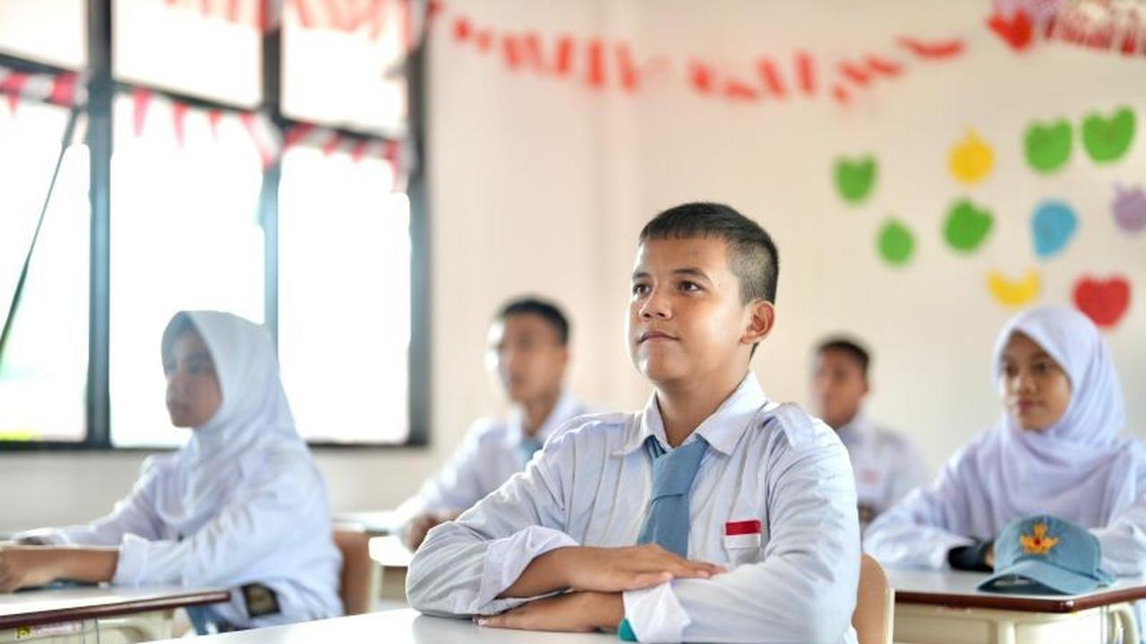 Nyaris Jadi Jukir, Kisah Sifan Yatim Piatu Wujudkan Mimpi Dokter Berkat Sekolah Rakyat
