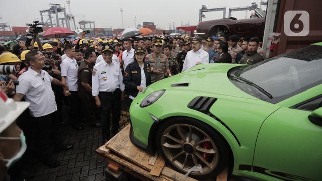 Bea Cukai Bongkar Penyelundupan Mobil dan Motor Mewah