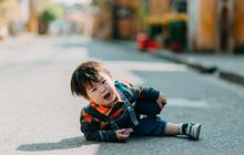 Tetap Tenang! Begini Cara Mengatasi Anak Tantrum di Tempat Umum