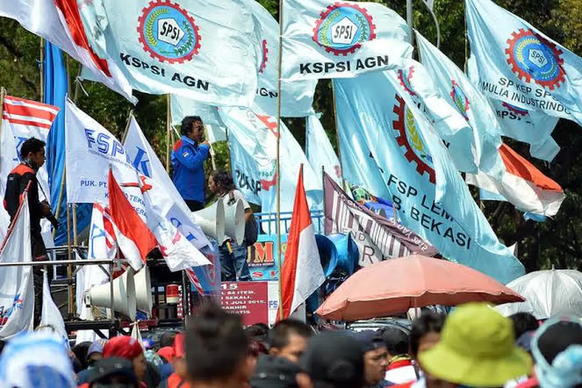 Aksi buruh yang tergabung dalam KSPSI