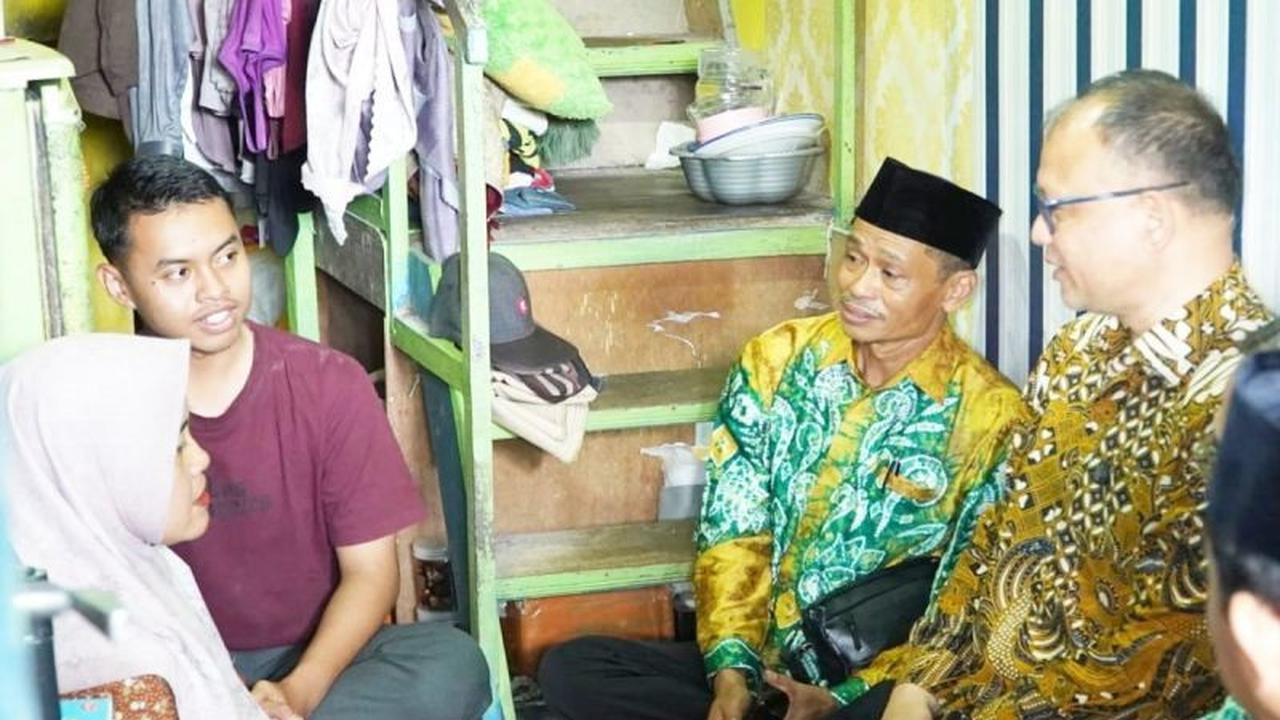 Kisah Inspiratif: Dirjen Dikti Kunjungi Rumah Mahasiswa KIP Kuliah ULM, Semangati Wujudkan Mimpi