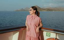 Cantik dan Elegan, 4 Potret Liburan Nagita Slavina Nikmati Senja di Labuan Bajo di Atas Kapal