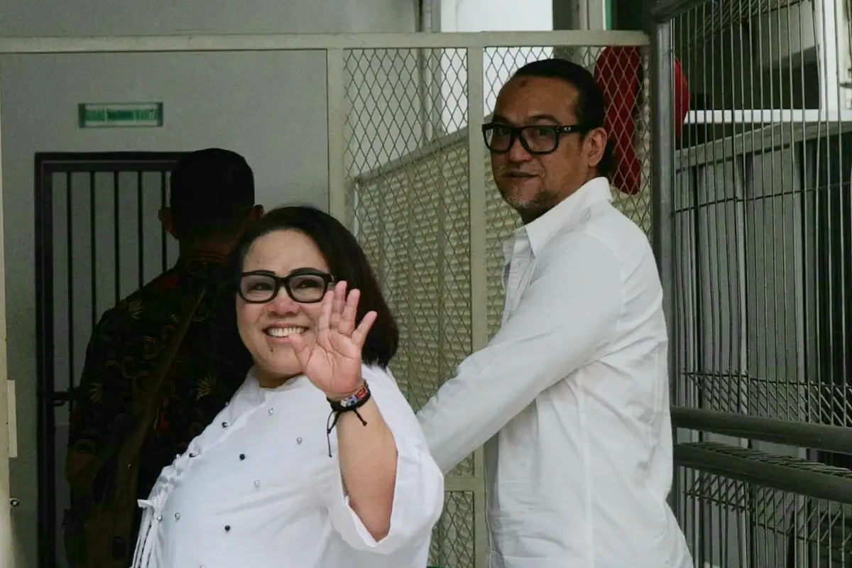 Nunung Srimulat dan July Jan Sambiran