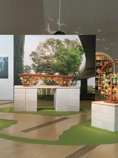 Memahami masa depan bumi dan teknologi melalui seni (RUANG//)