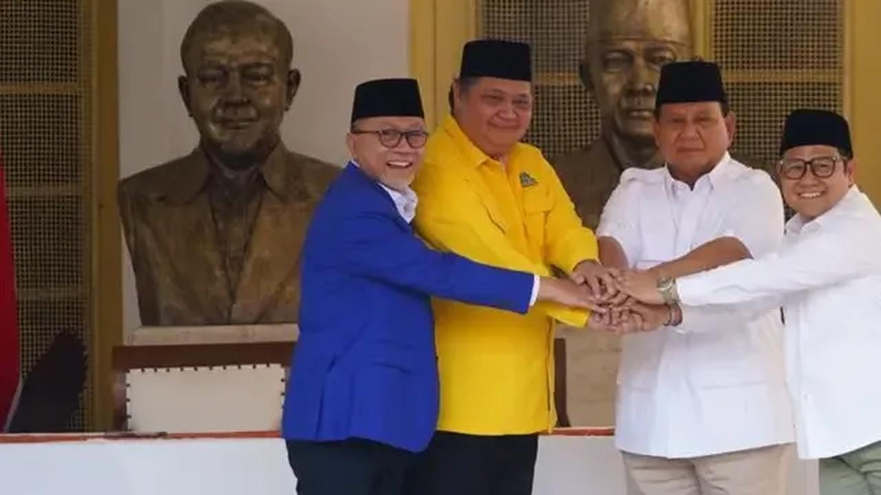 Airlangga menegaskan, koalisi bersama Gerindra, PKB, dan PAN masih solid mendukung Prabowo.<br>