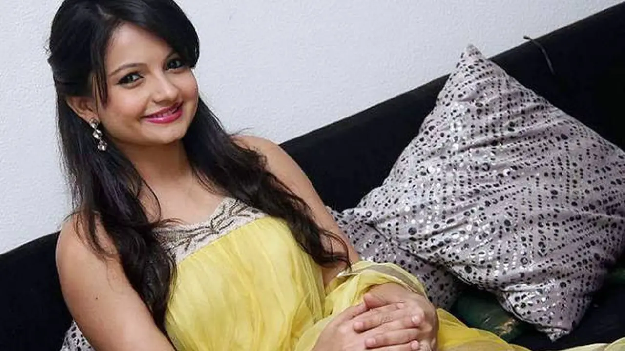 [Bintang] Aktris Bollywood, Giaa Manek Kunjungi di Indonesia