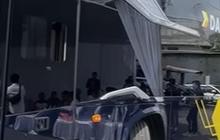 Potret Mewahnya Bus PO Damri Double Decker Bikin Betah di Perjalanan, Pramugarinya Cantik-cantik