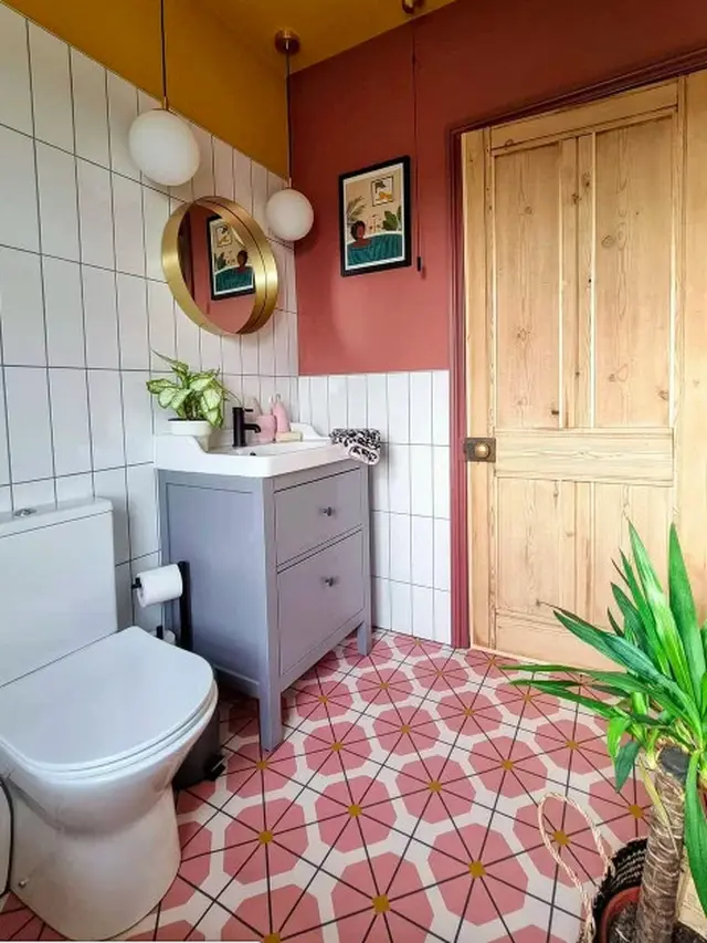 renovasi kamar mandi lewat tutorial Youtube