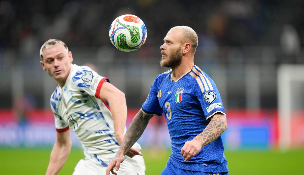 Hasil ini memastikan Norwegia lolos otomatis ke putaran final Piala Dunia 2026 sebagai juara grup dengan 24 poin. Sementara Italia tertahan di peringkat dua dan harus melalui babak play-off untuk menjaga asa lolos. (AP Photo/Luca Bruno)