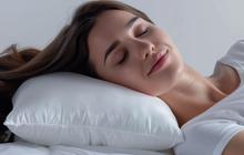 Kenapa Terkadang Kita Tertawa atau Senyum Saat Tidur? Ini Fakta Menariknya
