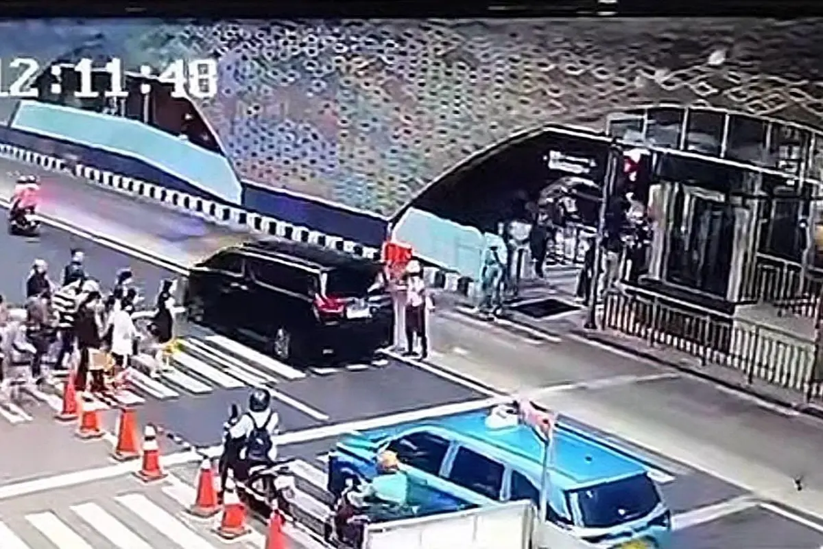 Polisi Panggil Pengemudi Alphard dan Satpam yang Cekcok di Bundaran HI
