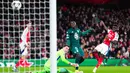 Bukayo Saka tampil cemerlang dengan dengan menyumbang dua gol dan satu assist. (AP Photo/Dave Shopland)