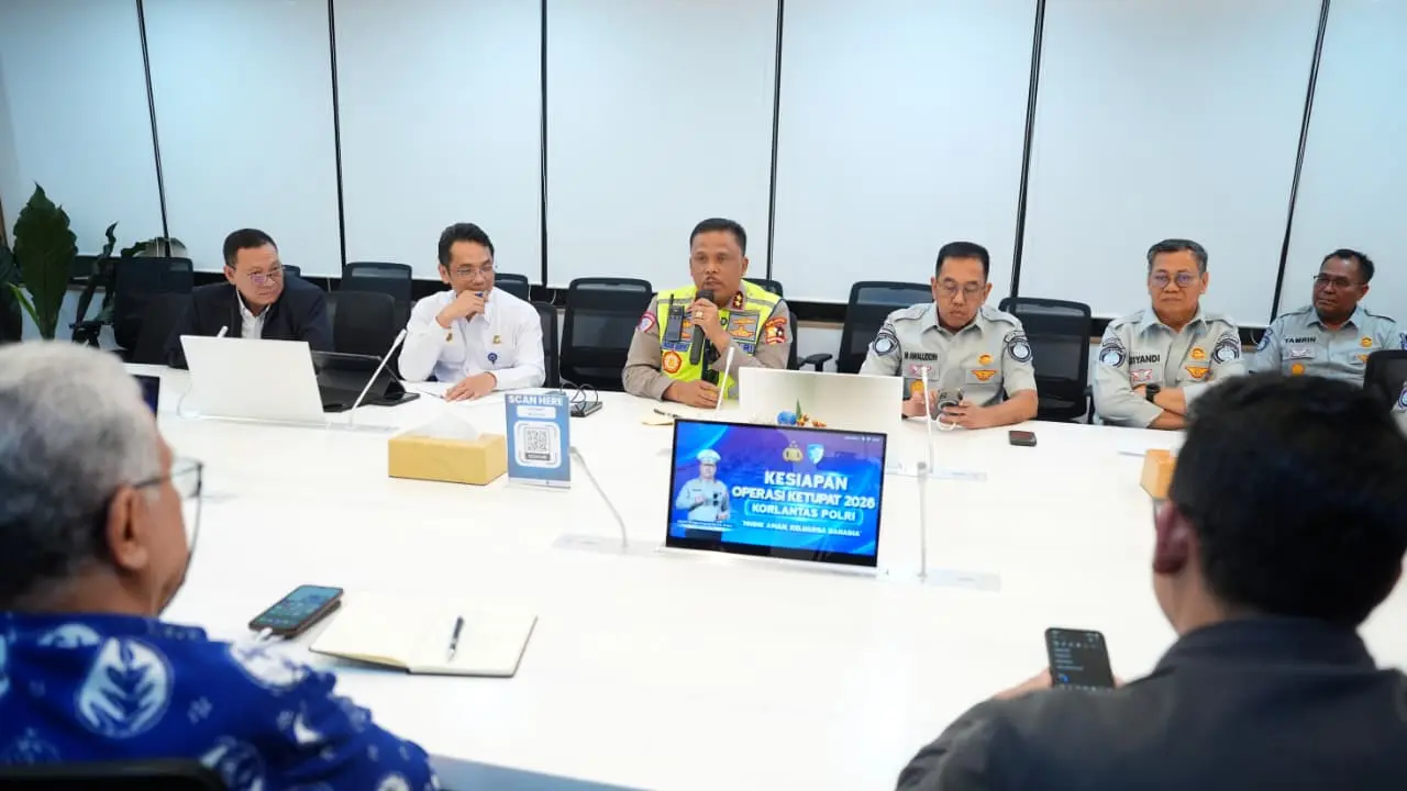 Kepala Korps Lalu Lintas (Kakorlantas) Polri Irjen Pol Agus Suryonugroho menghadiri rapat bersama pakar transportasi dalam rangka persiapan Idul Fitri 1447 H, di Kantor Jasa Raharja, Jakarta, Rabu (11/3/2026) (Istimewa)
