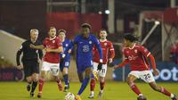 Tammy Abraham dari Chelsea selama pertandingan sepak bola putaran kelima Piala FA Inggris antara Barnsley dan Chelsea di Stadion Oakwell di Barnsley, Inggris, Kamis 11 Februari 2021. (Foto AP / Dave Thompson, Pool)