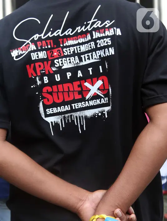 Diketahui, nama Sudewo sempat muncul pada sidang kasus tersebut dengan terdakwa selaku Kepala Balai Teknik Perkeretaapian (BTP) Jawa Bagian Tengah Putu Sumarjaya dan pejabat pembuat komitmen BTP Jawa Bagian Tengah Bernard Hasibuan di Pengadilan Tindak Pidana Korupsi Semarang, Jateng, pada 9 November 2023. (Liputan6.com/Helmi Fithriansyah)