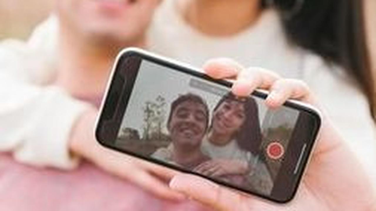 Jadi, jika Anda memiliki sahabat yang sangat dekat dan merasa nyaman dengannya, tidak ada salahnya untuk mempertimbangkan hubungan tersebut ke jenjang pernikahan.&nbsp;
