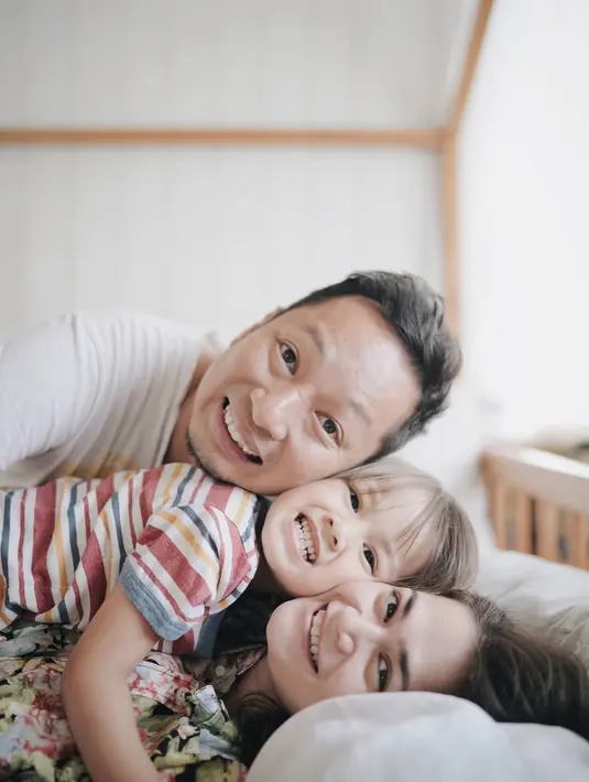 Ringgo Agus Rahman dan Sabai Morscheck