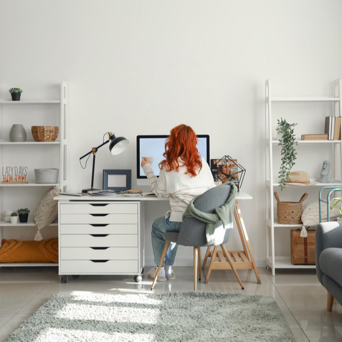 Rekomendasi Meja Komputer untuk Bikin Desk Setup yang Estetik, Mana Incaranmu?