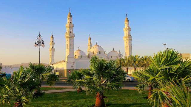 Ilustrasi masjid wallpaper islamic (Gambar oleh ekrem dari Pixabay)