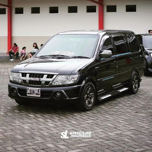 10 Potret Modifikasi Isuzu Panther, Raja Diesel yang Melegenda