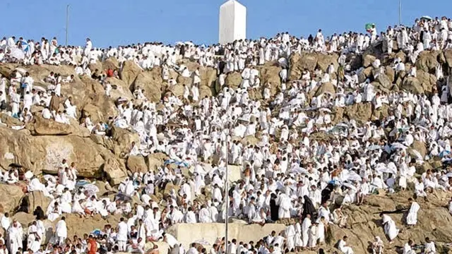 [Bintang] Petugas Siapkan 27 Ambulans untuk Jemaah Haji Indonesia di Arafah