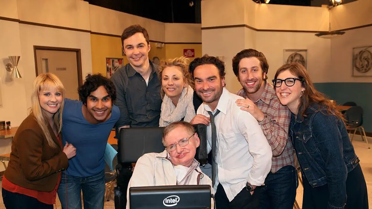 Stephen Hawking dan para pemain The Big Bang Theory (Instagram/bigbangtheory_cbs.)