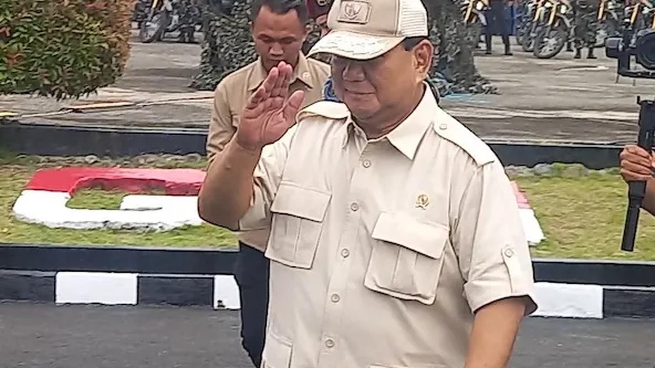 Tiba di Timika, Prabowo akan Resmikan RS TNI dan Serahkan Kendaraan Dinas Prajurit