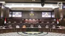 Usai kesembilan hakim konstitusi memilih nama Suhartoyo maka langkah selanjutnya adalah proses pelantikan yang bersangkutan di Gedung Mahkamah Konstitusi. (Liputan6.com/Angga Yuniar)