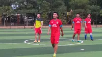 Kompetisi Berhenti, Gelandang Persib Puasa Bareng Keluarga